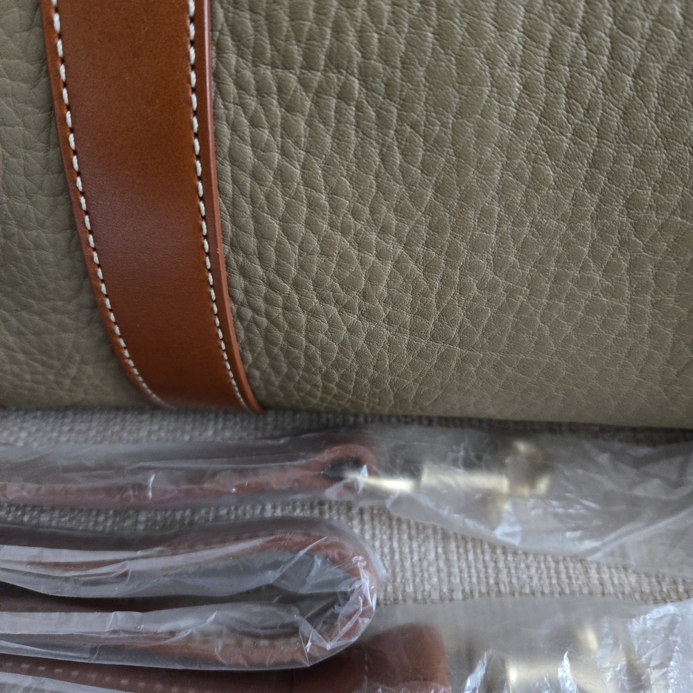 DOONEY & BOURKE NWOT PEBBLE LEATHER SATCHEL w/ coin purse - Picture 4 of 10